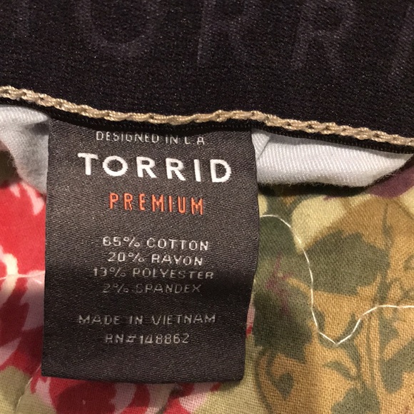Torrid size 20R skinny jeans. - Picture 6 of 7